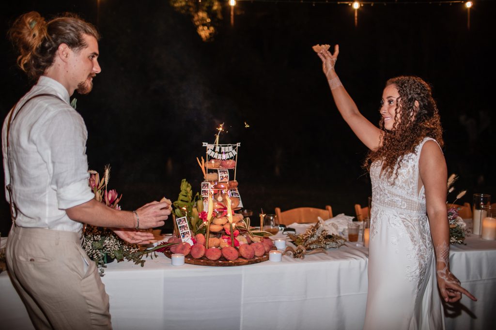 Cam-Allie-Cest-Bon-Cake-Wedding