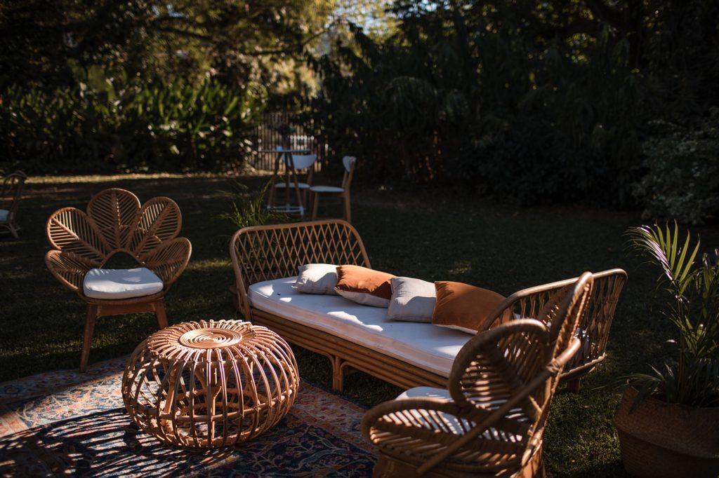 Seating-At-Wedding-Port-Doulgas-Cest-Bon